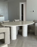 The Bella Luce’ Dining Table